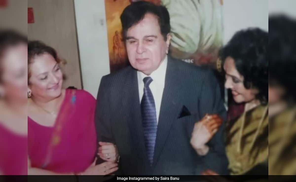 When Saira Banu Made Dilip Kumar "Patch Up" With Vyjayanthimala After Their "Unfortunate Misunderstanding"