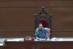 Rajasthan विधानसभा से कांग्रेस विधायक मुकेश क्यों हुए निलंबित, बजट सत्र में नहीं ले सकेंगे हिस्सा