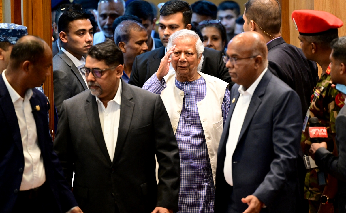 संविधान में अंतरिम सरकार का प्रावधान नहीं, फिर भी यूनुस टीम ने ली शपथ... समझें बांग्लादेश में क्या है संवैधानिक व्यवस्था?