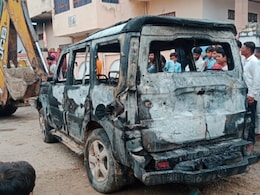 चित्तौड़गढ़ में बजरी माफिया और रॉयल्टी ठेकेदार आपस में भिड़े, एक स्कॉर्पियो को किया आग के हवाले