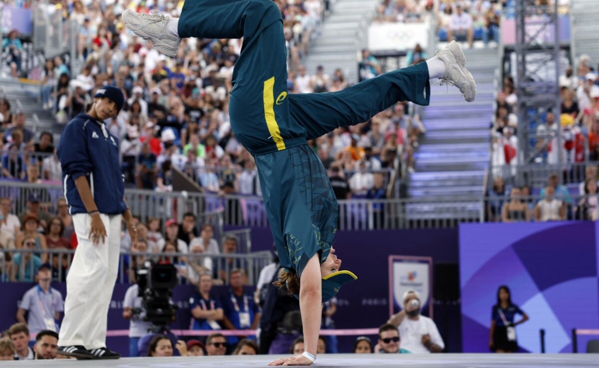 Australian Breakdancer "Raygun" Becomes Internet Sensation, Gets Mocked By Jimmy Fallon