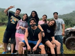 सोनाक्षी सिन्हा ने अर्पिता खान के बर्थडे पर खूब की मस्ती और डांस, पति जहीर इकबाल ने दिखाई झलक, लिखा- मजा आ गया...