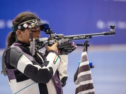 Sift Kaur Samra Wins Shooting World Cup Bronze In Women's 50m Rifle 3 Positions Sift Kaur Samra Wins Shooting World Cup Bronze In Women's 50m Rifle 3 Positions
