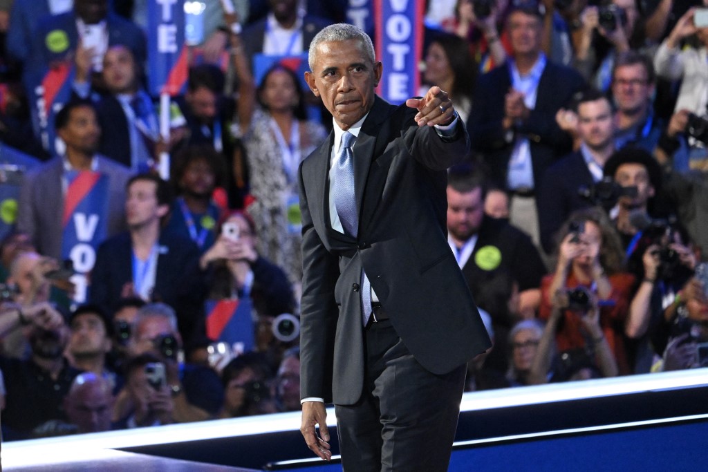 "He Is Afraid Of Losing To Kamala": Barack Obama Shreds Donald Trump