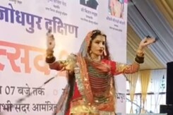 राजस्थान में हरियाली तीज की धूम,गजेंद्र शेखावत की पत्नी भी हुईं  शामिल | News राजस्थान में हरियाली तीज की धूम,गजेंद्र शेखावत की पत्नी भी हुईं  शामिल | News