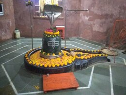 Sawan Chautha Somwar 2024: सावन के चौथे सोमवार को ऐसे करें भोलेनाथ को प्रसन्न, जानें पूजा विधि और शुभ मुहूर्त