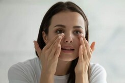 घर पर नेचुरल सनस्क्रीन कैसे बनाएं? होममेड सनस्क्रीन बनाने का आसान तरीका घर पर नेचुरल सनस्क्रीन कैसे बनाएं? होममेड सनस्क्रीन बनाने का आसान तरीका