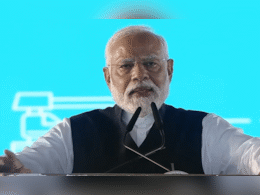 शिवरायांच्या पायावर डोकं ठेवत मी माफी मागतो : PM नरेंद्र मोदी शिवरायांच्या पायावर डोकं ठेवत मी माफी मागतो : PM नरेंद्र मोदी