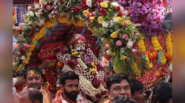 Mahakal Temple : प्रजा का हाल जानने निकले बाबा महाकाल,पुलिस बल ने दी सलामी तो झूम उठे भक्त.