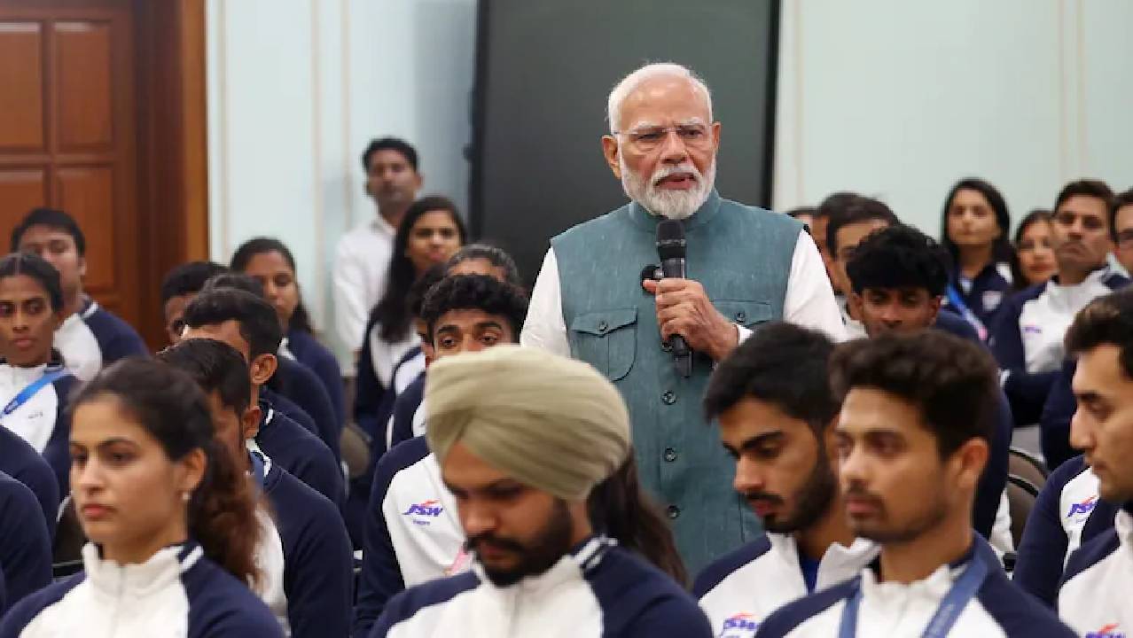 PM Modi Meet Olympic Player: जब ओलंपिक खिलाड़ियों से मिले पीएम मोदी