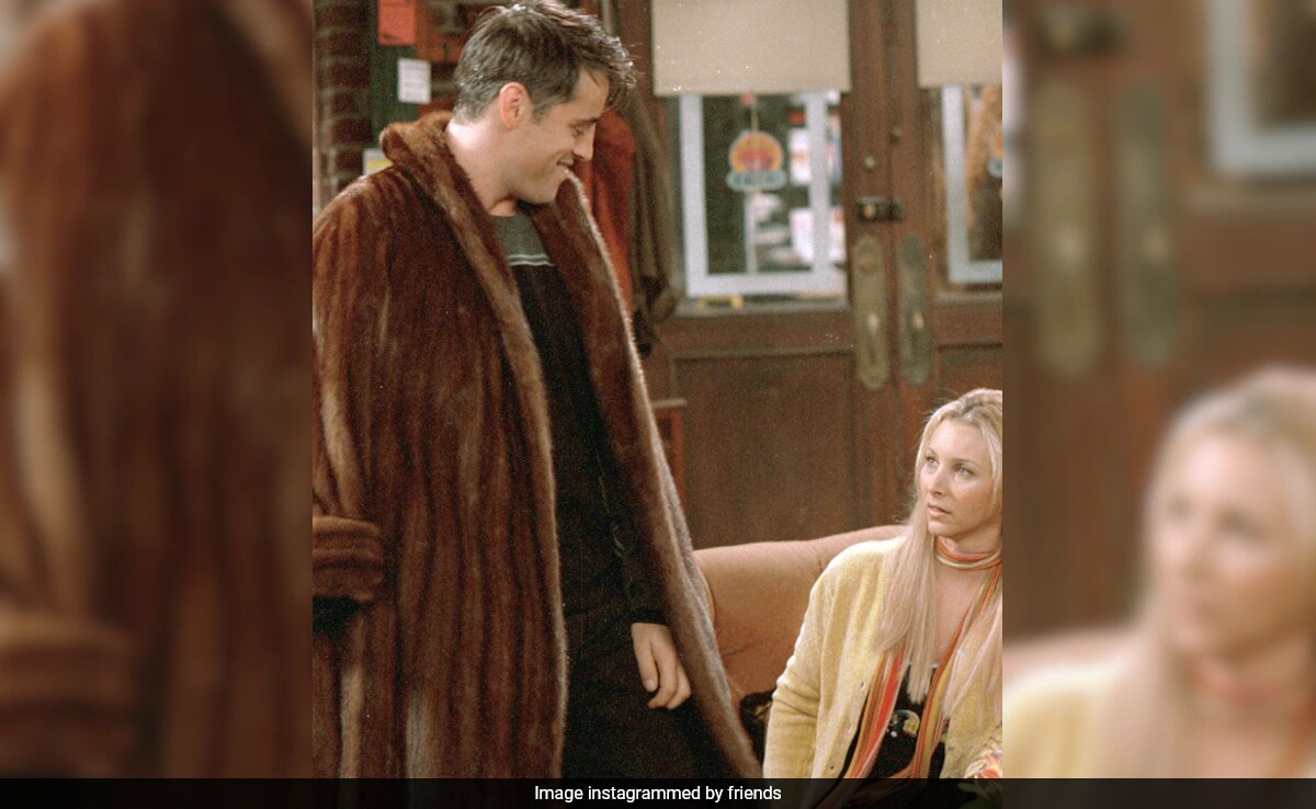 Lisa Kudrow Recalls How Matt LeBlanc Helped Her Ease Anxiety During <i>F.R.I.E.N.D.S</i> Shoot