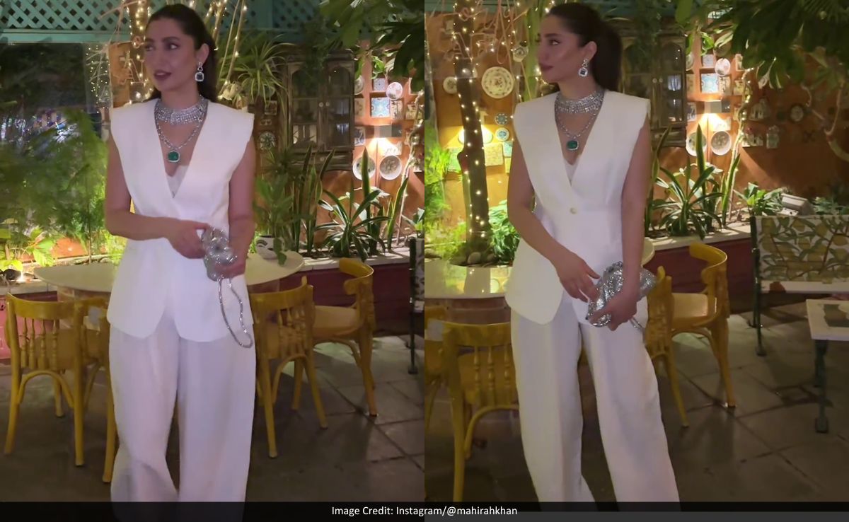 All Mahira Khan Has To Do Is "Be Bejewelled" To Make A Chic White Ensemble Look Ultra Glam