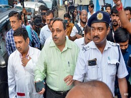 डॉक्टर रेप-मर्डर : CBI ने तैयार की इंटर्न, ट्रेनी डॉक्टर समेत 30-35 लोगों की लिस्ट, करेगी पूछताछ डॉक्टर रेप-मर्डर : CBI ने तैयार की इंटर्न, ट्रेनी डॉक्टर समेत 30-35 लोगों की लिस्ट, करेगी पूछताछ
