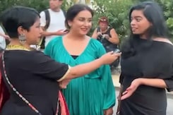 Shah Rukh Fans Who Have Flown From Washington DC To Switzerland To Meet Him Shah Rukh Fans Who Have Flown From Washington DC To Switzerland To Meet Him