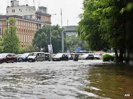 Delhi Aims To Clear Drains By June 15 To Curb Waterlogging This Monsoon