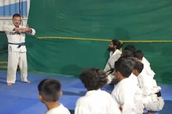 Congress Shares Video Of Rahul Gandhi's 'Jiu-Jitsu' Moves Congress Shares Video Of Rahul Gandhi's 'Jiu-Jitsu' Moves