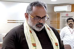 Congress देश में अराजकता पैदा करने के लिए विदेशी मदद ले रही है: Rajeev Chandrashekhar | Hindenburg Congress देश में अराजकता पैदा करने के लिए विदेशी मदद ले रही है: Rajeev Chandrashekhar | Hindenburg