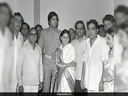 The Reason Jaya Bachchan Finally Said Yes To Amitabh Bachchan's Male-Centric <i>Zanjeer</i>: "Temptation Was My Co-Star" The Reason Jaya Bachchan Finally Said Yes To Amitabh Bachchan's Male-Centric <i>Zanjeer</i>: "Temptation Was My Co-Star"