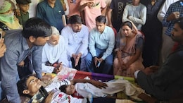 डीग में मकान गिरने से मां-बेटी की हुई मौत, सांसद संजना जाटव ने पीड़ित परिवार से की मुलाकात