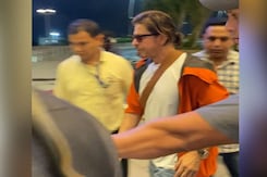 Shah Rukh Khan Flies To Switzerland, To Be Honoured At Locarno Film Festival Shah Rukh Khan Flies To Switzerland, To Be Honoured At Locarno Film Festival