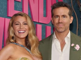 Blake Lively Reveals Her Husband Ryan Reynolds' Weekly "Bouquet Of Flowers" Ritual When They Were Dating