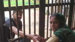 Rajasthan: जेल में बंद भाइयों को बहनों ने बांधी राखी, बहनें बोलीं - 'वचन लो ! दोबारा जेल में नहीं आओगे'