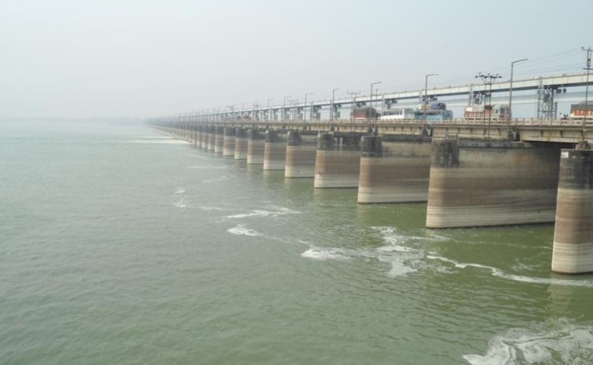 Bangladesh Planning New Barrage On Padma River As Farrakka Talks Stall