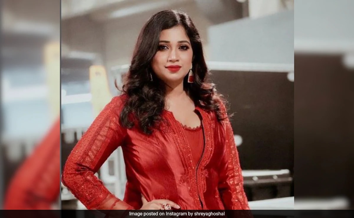 "Shivers Down Spine...": Shreya Ghoshal Defers Concert Over Kolkata Horror