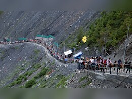 जम्मू कश्मीर के चेरवान कंगन इलाके में फटा बादल, श्रीनगर-कारगिल मार्ग बंद, अमरनाथ यात्रा भी हुई प्रभावित जम्मू कश्मीर के चेरवान कंगन इलाके में फटा बादल, श्रीनगर-कारगिल मार्ग बंद, अमरनाथ यात्रा भी हुई प्रभावित