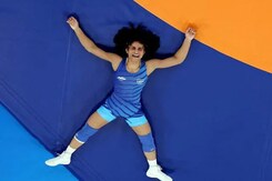 "Goodbye, Wrestling": Vinesh Phogat Says Retiring Day After Olympics Shock "Goodbye, Wrestling": Vinesh Phogat Says Retiring Day After Olympics Shock