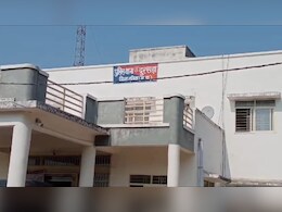 MP News: दतिया के लिए गुरुवार की रात रही काली, अलग- अलग सड़क दुर्घटना में बाइक पर सवार पांच लोगों की मौत MP News: दतिया के लिए गुरुवार की रात रही काली, अलग- अलग सड़क दुर्घटना में बाइक पर सवार पांच लोगों की मौत