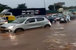 Waterlogging And Traffic Jams In Bengaluru Following Heavy Rain Waterlogging And Traffic Jams In Bengaluru Following Heavy Rain