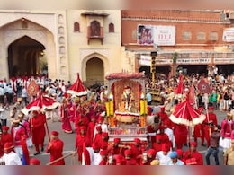 राजस्थान में कजली तीज का पर्व, इस वजह से जयपुर की तीज लूट ले आये थे बूंदी के राजा राजस्थान में कजली तीज का पर्व, इस वजह से जयपुर की तीज लूट ले आये थे बूंदी के राजा
