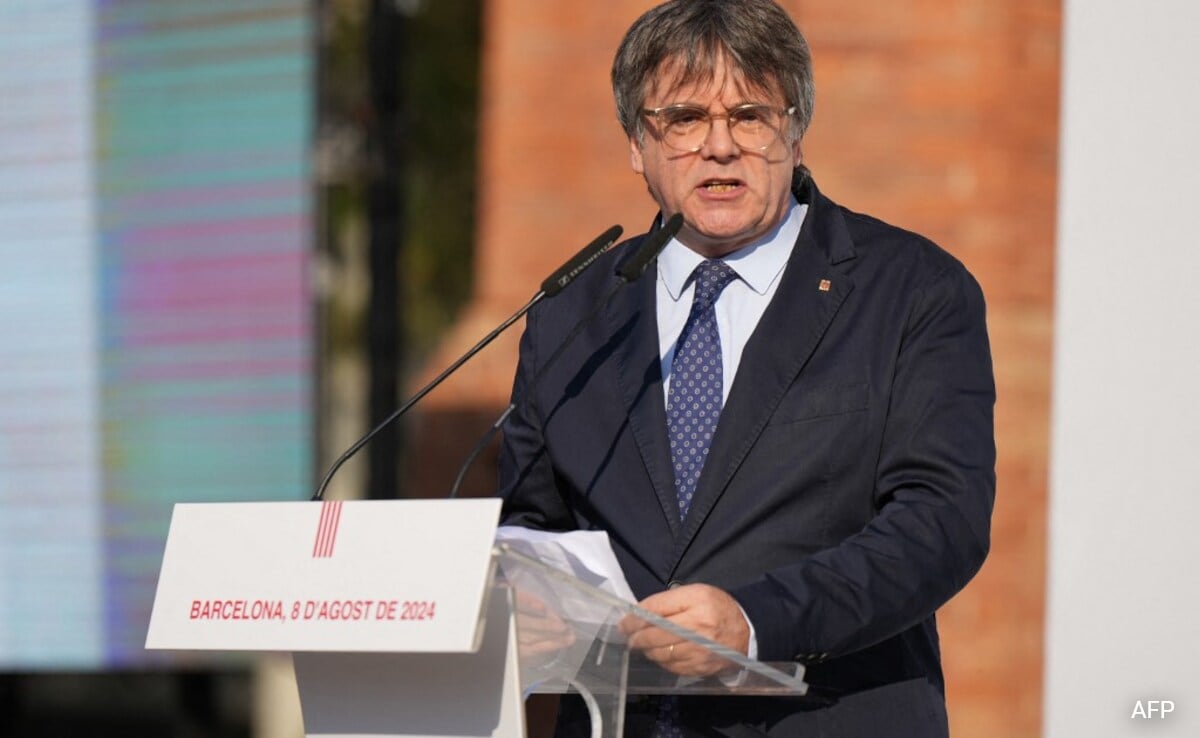fugitive-catalan-leader-carles-puigdemont-returns-to-belgium