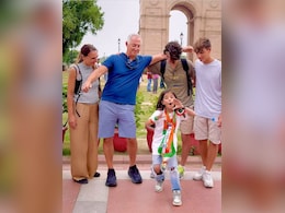 देश पर अभिमान और उस पर नन्हीं सी बच्ची का क्यूट सा डांस, बिना शक जीत लेगा आपका भी दिल देश पर अभिमान और उस पर नन्हीं सी बच्ची का क्यूट सा डांस, बिना शक जीत लेगा आपका भी दिल