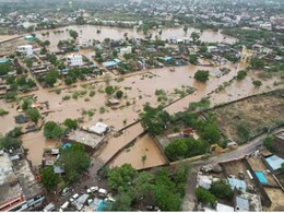 Rajasthan Weather: राजस्थान के कई जिलों में बाढ़ जैसे हालात, बूंदी में नेशनल हाईवे बंद; स्कूलों की छुट्टी  Rajasthan Weather: राजस्थान के कई जिलों में बाढ़ जैसे हालात, बूंदी में नेशनल हाईवे बंद; स्कूलों की छुट्टी