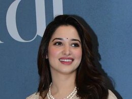 Tamannaah Bhatia Played The Ethnic Beauty To The Hilt In A Gorgeous Ivory Organza <i>Saree</i> Tamannaah Bhatia Played The Ethnic Beauty To The Hilt In A Gorgeous Ivory Organza <i>Saree</i>
