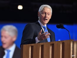 Ex-US President Bill Clinton In Hospital For Fever, Remains In "Good Spirits" Ex-US President Bill Clinton In Hospital For Fever, Remains In "Good Spirits"