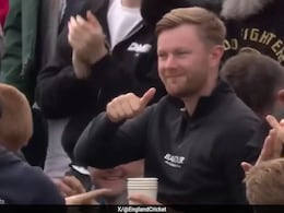 Watch: England Coach In Splits As Fan Takes A Stunner While Holding A Beer In 1st Test vs Sri Lanka Watch: England Coach In Splits As Fan Takes A Stunner While Holding A Beer In 1st Test vs Sri Lanka