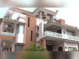 Neeraj Chopra's Panipat House: आलीशान, शानदार कारें और बाइक, कुछ ऐसा है भारत के 'गोल्डन बॉय' नीरज चोपड़ा के घर का पूरा नजारा Neeraj Chopra's Panipat House: आलीशान, शानदार कारें और बाइक, कुछ ऐसा है भारत के 'गोल्डन बॉय' नीरज चोपड़ा के घर का पूरा नजारा