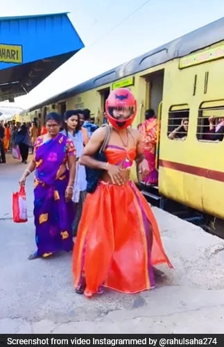 Watch: Man In Lehenga, Helmet Dances To Bhojpuri Song At Railway Station, Internet Reacts