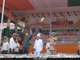 Pigeon Fails To Fly At I-Day Event In Chhattisgarh, Cop Calls For Disciplinary Action Pigeon Fails To Fly At I-Day Event In Chhattisgarh, Cop Calls For Disciplinary Action