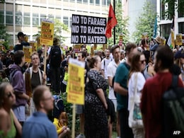 Anti-Racism Protesters Continue To Rally Across UK After Far-Right Riots Anti-Racism Protesters Continue To Rally Across UK After Far-Right Riots