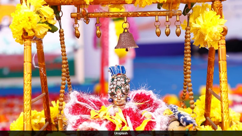 Janmashtami 2025: How Is Krishnashtami Celebrated In Mathura And Vrindavan