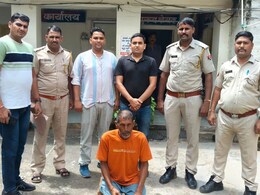 धौलपुर पुलिस ने की बड़ी कार्रवाई , 11 साल से फरार 10000 के इनामी बदमाश को पकड़ा  धौलपुर पुलिस ने की बड़ी कार्रवाई , 11 साल से फरार 10000 के इनामी बदमाश को पकड़ा