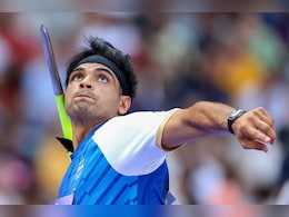 Neeraj Chopra: वो चोट जिसकी वजह से पेरिस ओलंपिक 2024 में 'गोल्डन थ्रो' से चूके नीरज चोपड़ा, सामने आई बड़ी अपडेट Neeraj Chopra: वो चोट जिसकी वजह से पेरिस ओलंपिक 2024 में 'गोल्डन थ्रो' से चूके नीरज चोपड़ा, सामने आई बड़ी अपडेट