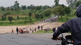 Chhattisgarh में भारी बारिश का प्रकोप, State Highway पर चढ़ा पानी तो कई इलाकों का कनेक्शन कटा