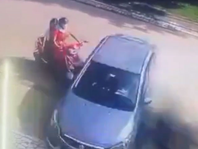 UP Woman Killed, Daughter Critical As Minor Rams Car Into Scooter