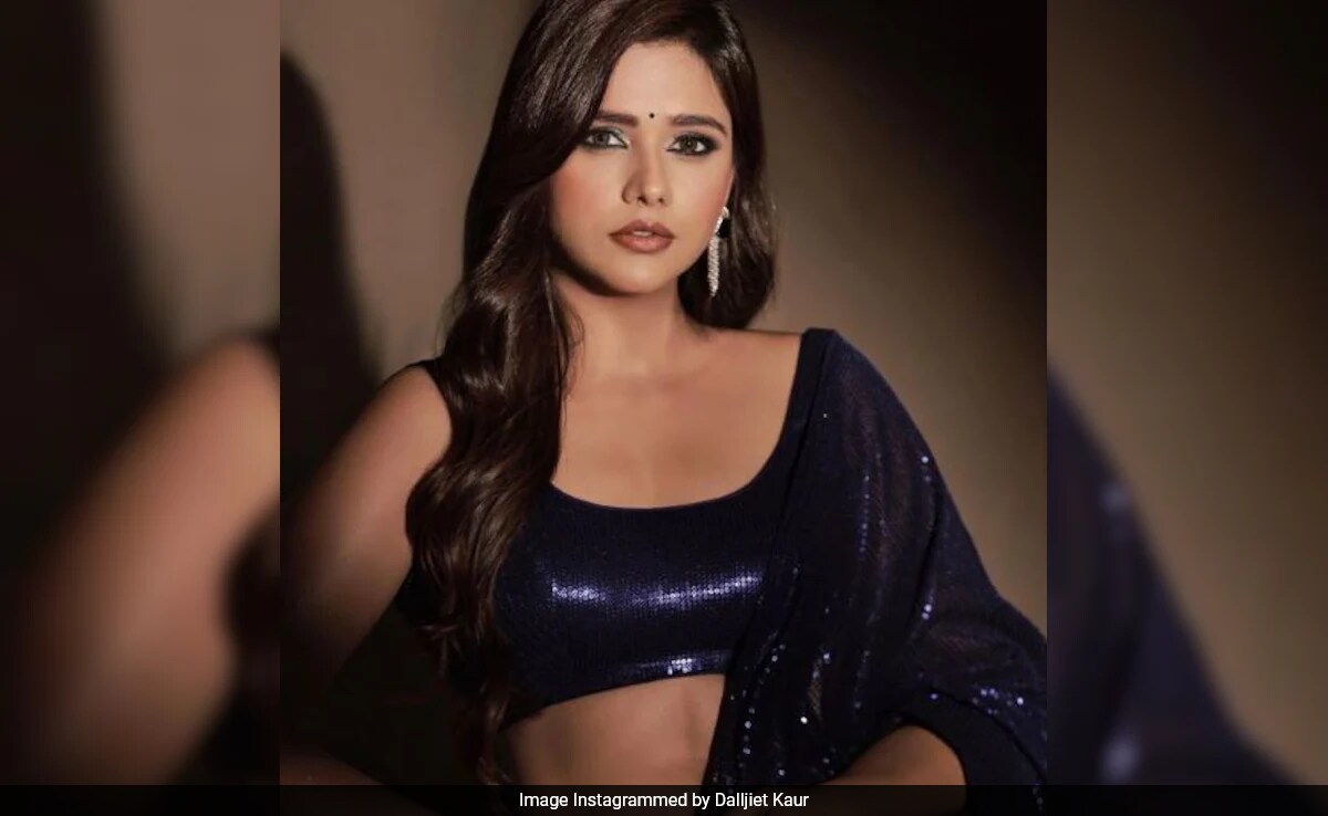 Dalljiet Kaur Confirms Reports Of Filing FIR Against Estranged Husband Nikhil Patel, Thanks Mumbai Police: "I Am Convinced Now.."