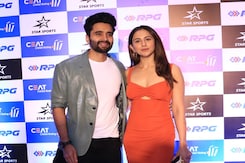 Jackky Bhagnani And Rakul Preet Singh's Day Out Was All Fun And Games Jackky Bhagnani And Rakul Preet Singh's Day Out Was All Fun And Games